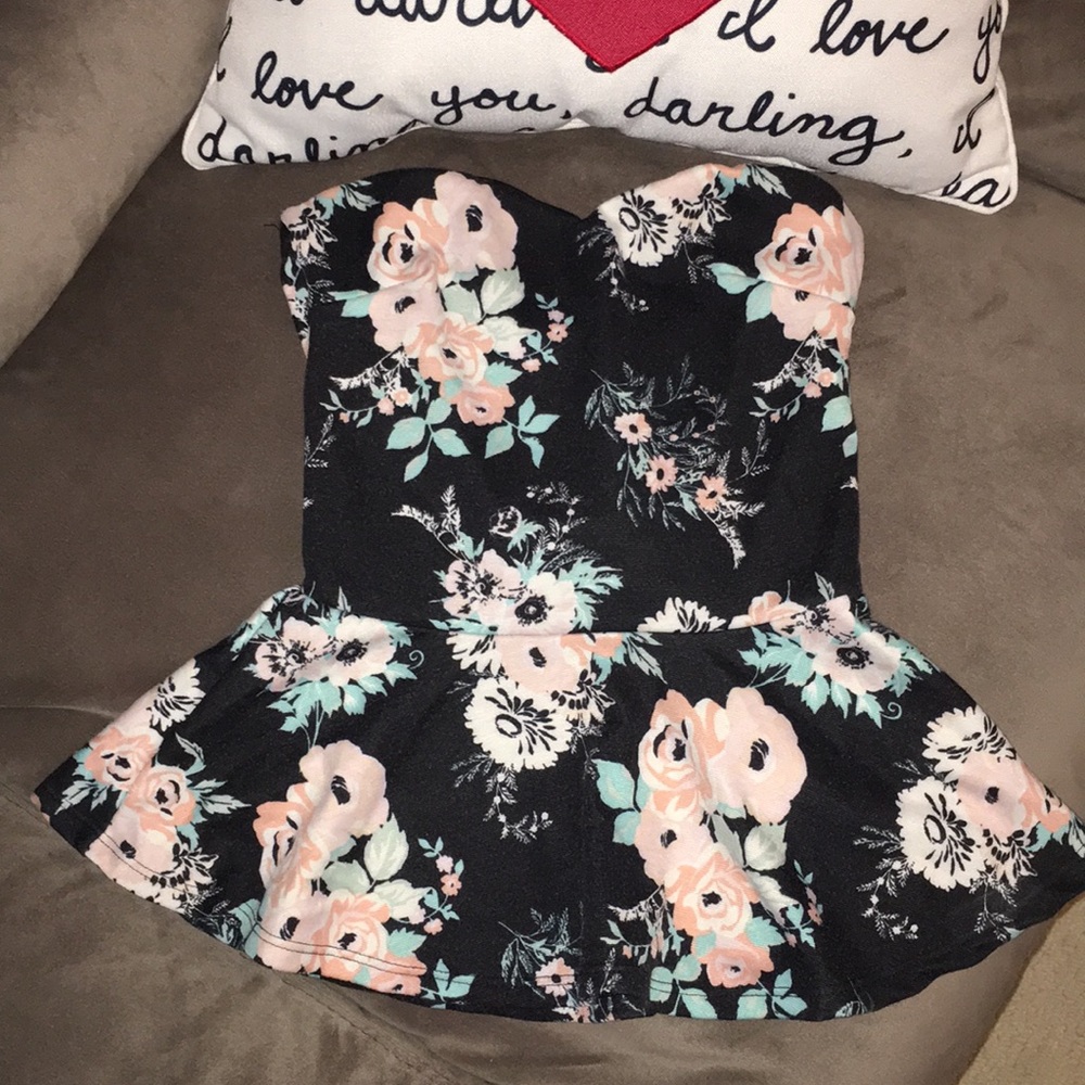 Like New Strapless Top!